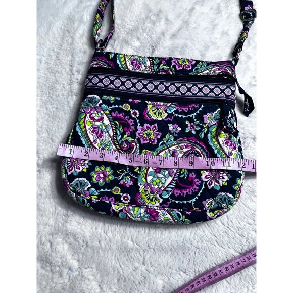 Vera Bradley petal paisley pattern crossbody purse - Picture 5 of 9